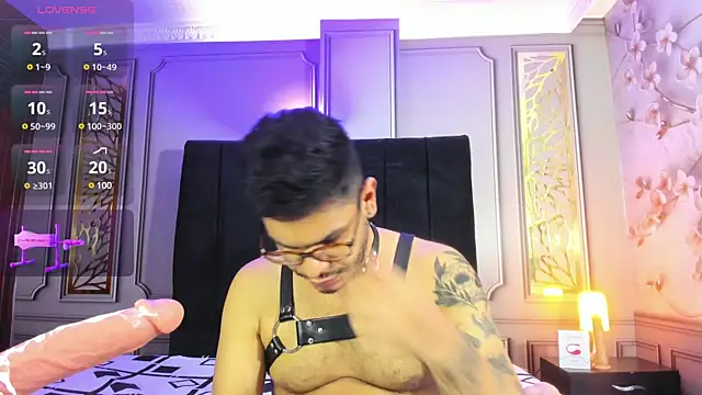 Snapshot of angel_fetish_ chatting on 03/08/25, 06:54 angel fetish online show from 03/08/25, 06:54