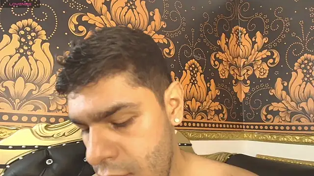 Snapshot of angel_fetish_ chatting on 03/23/25, 04:05 angel fetish online show from 03/23/25, 04:05