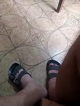 NAvoglia online show from 11/10/25, 01:16