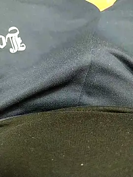 Snapshot of NAvoglia chatting on 02/26/25, 01:54 NAvoglia online show from 02/26/25, 01:54