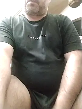 Snapshot of NAvoglia chatting on 03/02/25, 10:23 NAvoglia online show from 03/02/25, 10:23