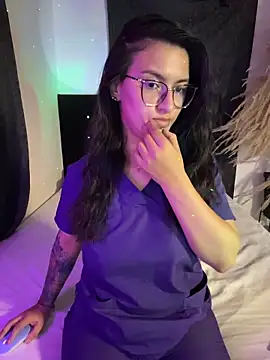 Emma Giraldo online show from 03/06/26, 03:45