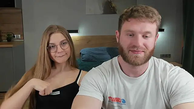 Snapshot of Enjoy_everymoment_ chatting on 01/31/25, 02:17 Enjoy everymoment online show from 01/31/25, 02:17