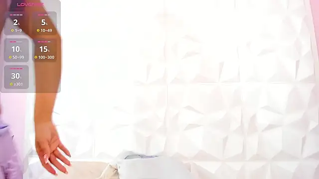 Lia Guzman online show from 03/14/25, 06:10