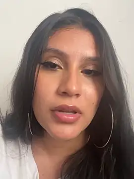 Snapshot of Arianna_Fioree chatting on 07/16/26, 10:07 Arianna Fioree online show from 07/16/26, 10:07