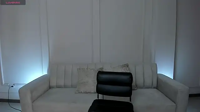 BeccaBaxter online show from 04/05/26, 12:12