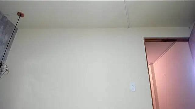 Snapshot of Raichell_ chatting on 03/06/25, 03:24 Raichell online show from 03/06/25, 03:24