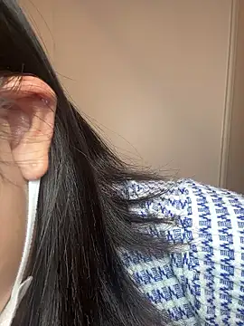 Rara  oo online show from 12/19/25, 07:33