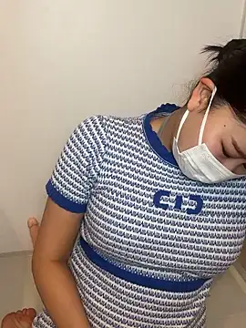 Rara  oo online show from 12/15/25, 07:58