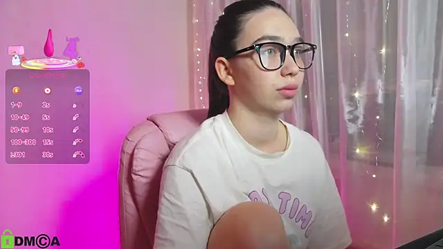 Snapshot of Arianahot777 chatting on 09/14/25, 02:23 Arianahot777 online show from 09/14/25, 02:23