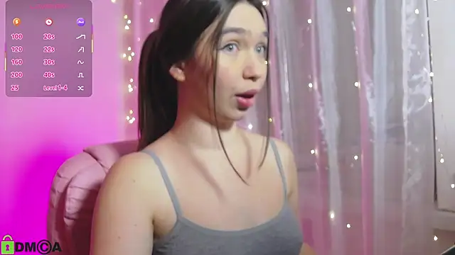 Snapshot of Arianahot777 chatting on 10/30/25, 10:17 Arianahot777 online show from 10/30/25, 10:17