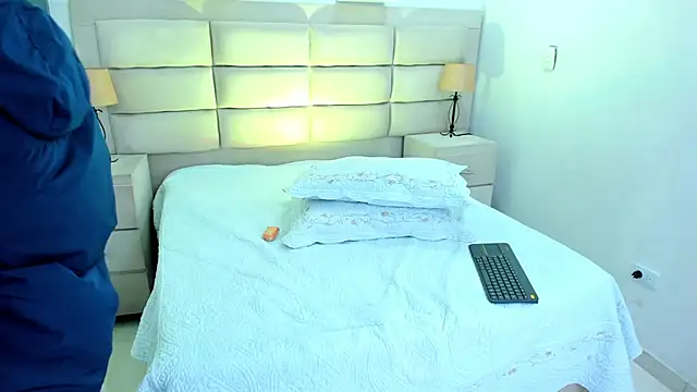 JhoanLeandro online show from 03/05/25, 04:34