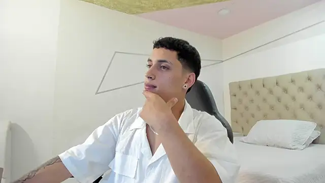 JhoanLeandro online show from 09/14/25, 05:30