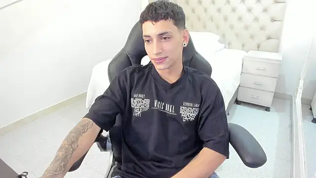 JhoanLeandro online show from 09/25/25, 05:57