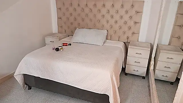 JhoanLeandro online show from 03/05/26, 04:09