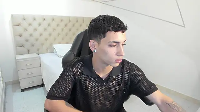 JhoanLeandro online show from 09/22/25, 06:08