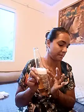 Pantaneirasexy online show from 02/14/25, 10:04
