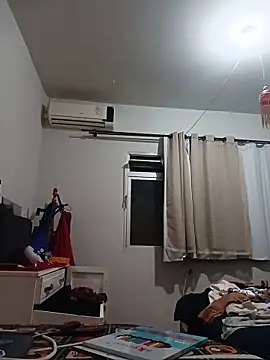Pantaneirasexy online show from 05/13/26, 12:17