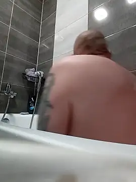 Snapshot of bouraktom6 chatting on 01/11/26, 02:24 bouraktom6 online show from 01/11/26, 02:24