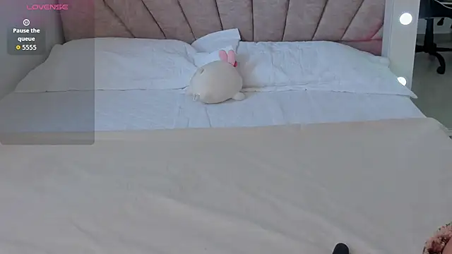 leahaltomm online show from 11/10/25, 08:36