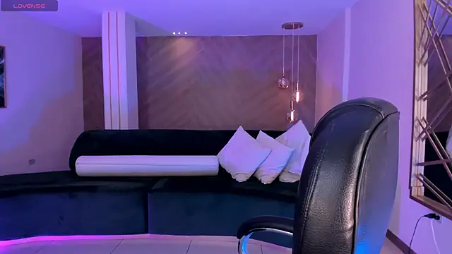 AmaiaHaywood online show from 12/18/25, 05:56