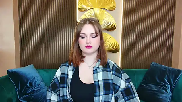 Snapshot of Kendra_Parlow chatting on 03/07/25, 10:13 Kendra Parlow online show from 03/07/25, 10:13