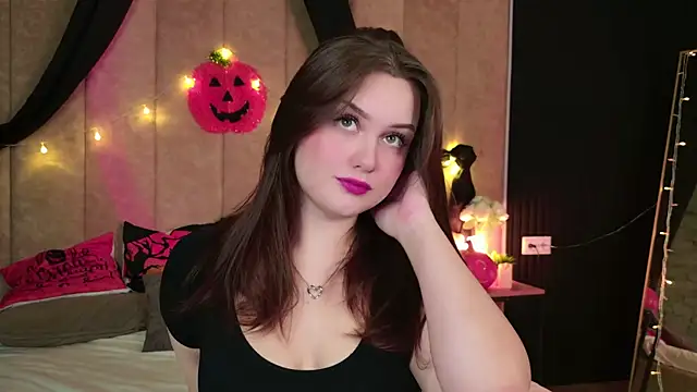 Kendra Parlow online show from 10/20/25, 08:53