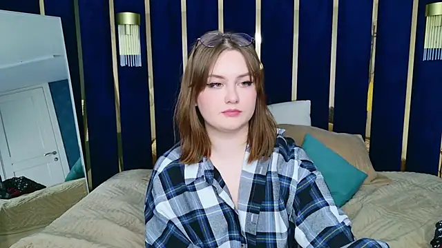 Snapshot of Kendra_Parlow chatting on 03/03/25, 02:39 Kendra Parlow online show from 03/03/25, 02:39