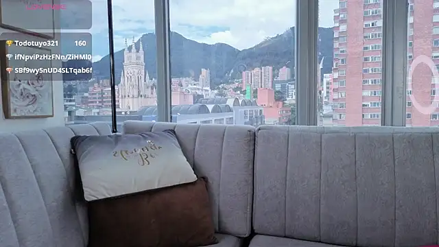 Daphne chers online show from 04/07/26, 07:37