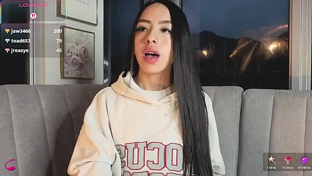 Snapshot of Daphne_chers chatting on 04/25/26, 10:51 Daphne chers online show from 04/25/26, 10:51