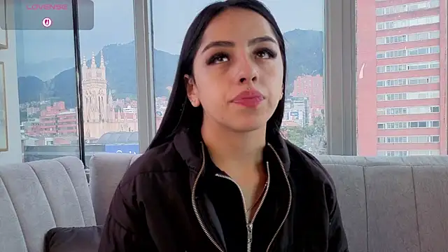 Daphne chers online show from 04/14/26, 08:25