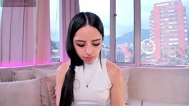 Daphne chers online show from 12/01/25, 07:59