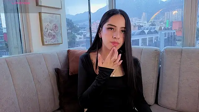 Daphne chers online show from 02/06/26, 08:49