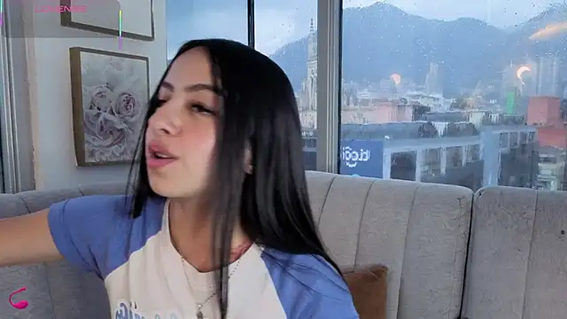 Daphne chers online show from 03/10/26, 09:30