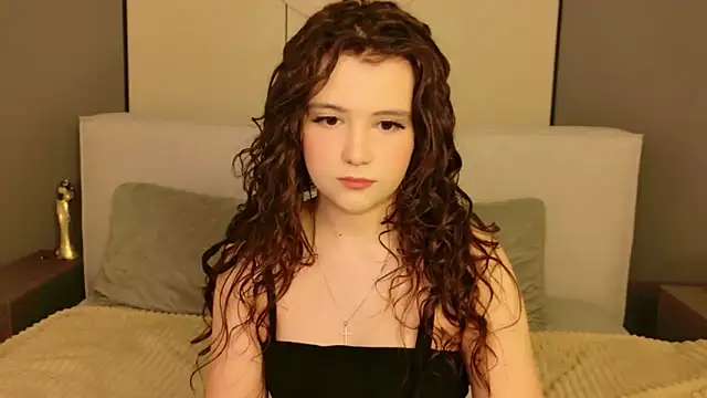 Pauline Heaven online show from 03/06/26, 05:46