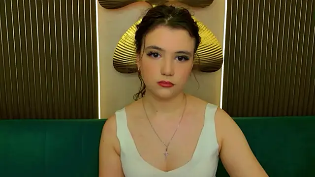 Pauline Heaven online show from 05/04/26, 05:44
