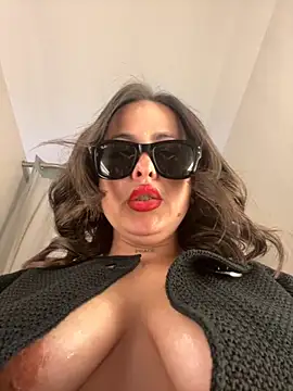 laarti online show from 09/26/25, 04:47