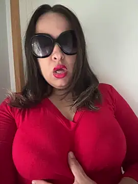 laarti online show from 09/20/25, 09:47