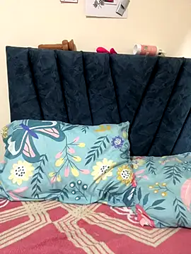 ariana sweet87 online show from 09/18/25, 08:12