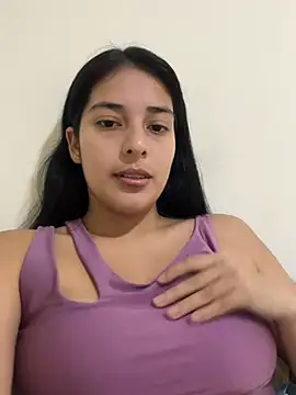 Snapshot of ariana_sweet87 chatting on 02/13/26, 03:12 ariana sweet87 online show from 02/13/26, 03:12