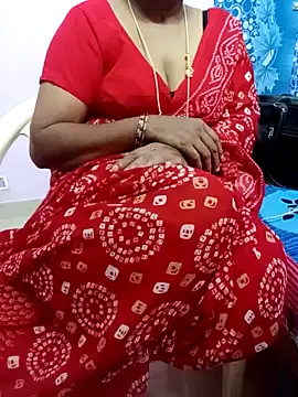 Snapshot of Tamil_Radha chatting on 02/01/25, 01:30 Tamil Radha online show from 02/01/25, 01:30
