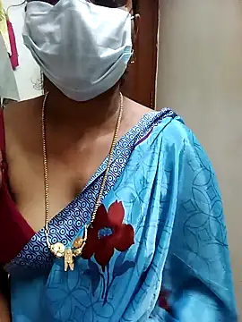 Snapshot of Tamil_Radha chatting on 03/15/25, 04:43 Tamil Radha online show from 03/15/25, 04:43