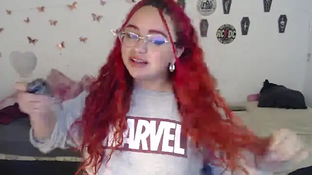 EstefyTabbo online show from 12/15/25, 09:31