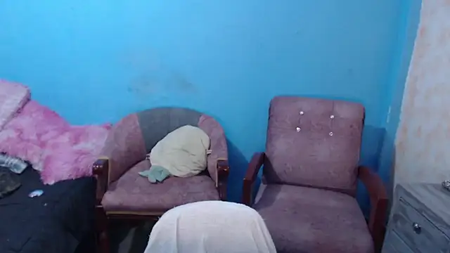 Snapshot of EstefyTabbo chatting on 02/23/26, 08:31 EstefyTabbo online show from 02/23/26, 08:31