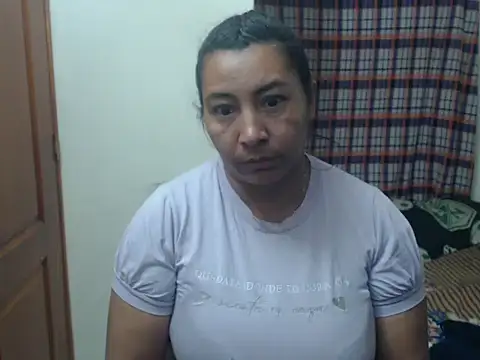 Siblleyx online show from 04/21/26, 01:42