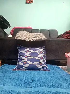 Ariell Kieran online show from 12/18/25, 05:39