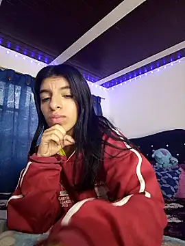 Snapshot of Ariell_Kieran chatting on 02/16/25, 10:11 Ariell Kieran online show from 02/16/25, 10:11