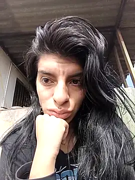 Snapshot of Ariell_Kieran chatting on 03/16/25, 01:49 Ariell Kieran online show from 03/16/25, 01:49