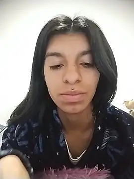 Snapshot of Ariell_Kieran chatting on 07/02/26, 03:23 Ariell Kieran online show from 07/02/26, 03:23