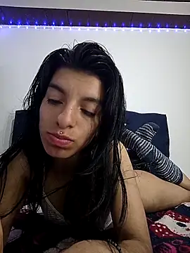 Snapshot of Ariell_Kieran chatting on 03/02/25, 02:19 Ariell Kieran online show from 03/02/25, 02:19